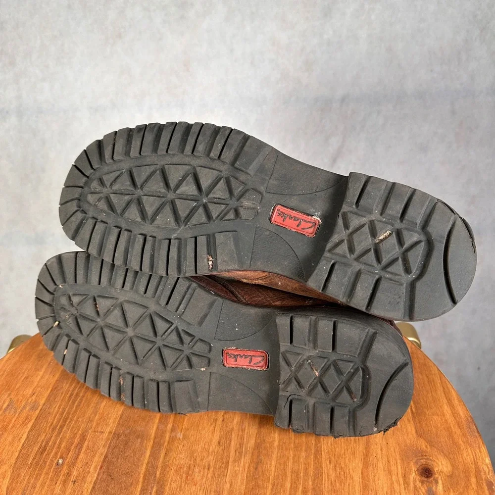 Clarks chukka boots